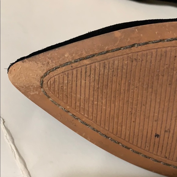 STEVE MADDEN Black Suede Pointy Toe Flats [SH-4] - Picture 6 of 8